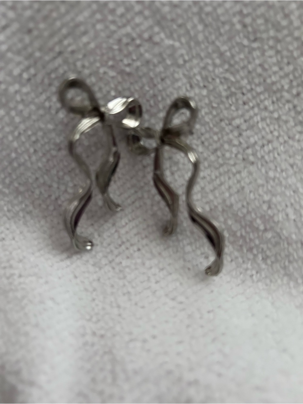 Silver tone Ribbon Twist Drop Earrings - Silver